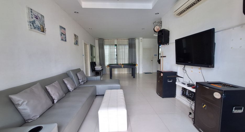 For rent 4 bedrooms villa in Hua Hin, Prachuap Khiri Khan