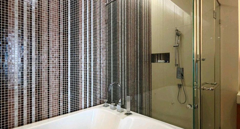 For rent 2 bedrooms condo in Bang Lamung, Chonburi