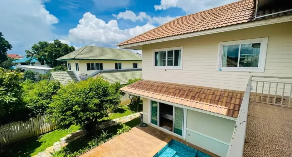 Haus zum Kauf mit 5 Zimmer in Mueang Chiang Mai, Chiang Mai