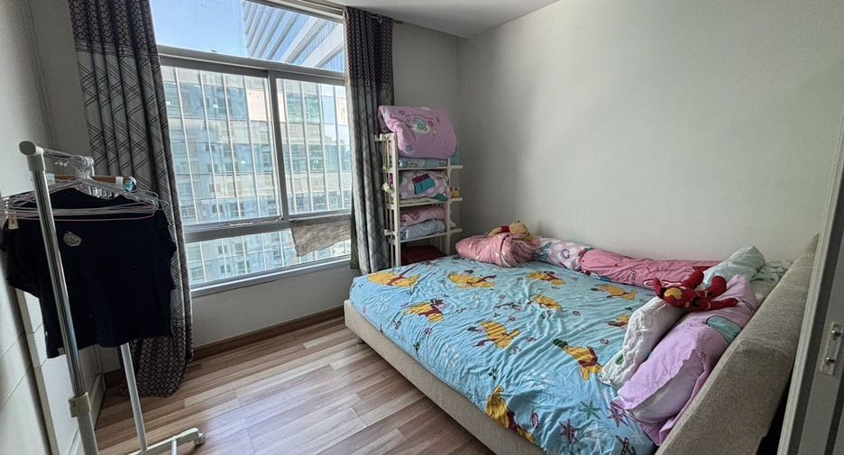 For sale 1 bed condo in Bang Na, Bangkok