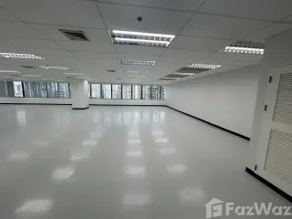For sale そして for rent office in Watthana, Bangkok