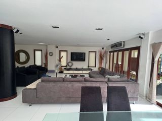 Villa zum Kauf und zur Miete mit 5 Zimmer in Bang Lamung, Chonburi