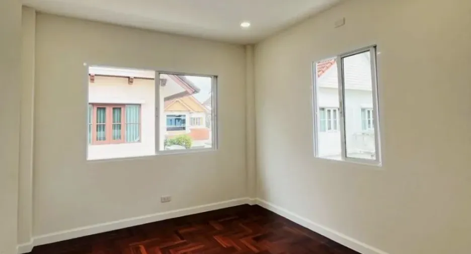For sale 3 bedrooms house in Bang Bon, Bangkok