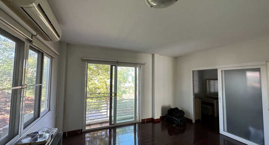 Haus zum Kauf mit 3 Zimmer in San Kamphaeng, Chiang Mai