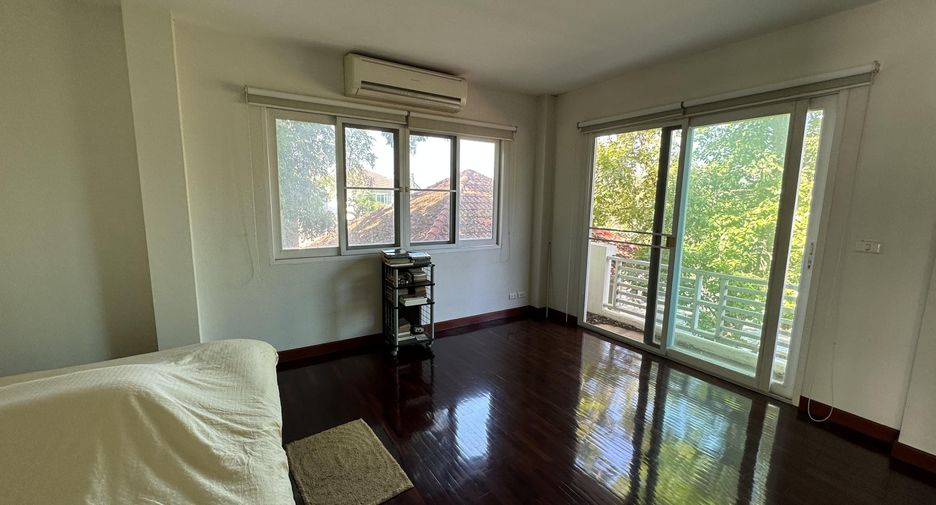 Haus zum Kauf mit 3 Zimmer in San Kamphaeng, Chiang Mai