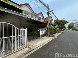 For sale 3 bedrooms townhouse in Bueng Kum, Bangkok