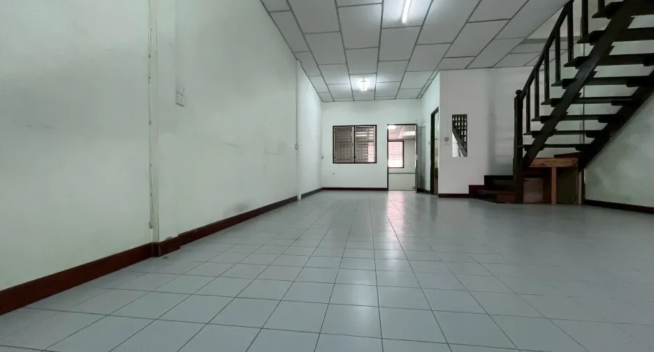 For sale 3 bedrooms townhouse in Bueng Kum, Bangkok