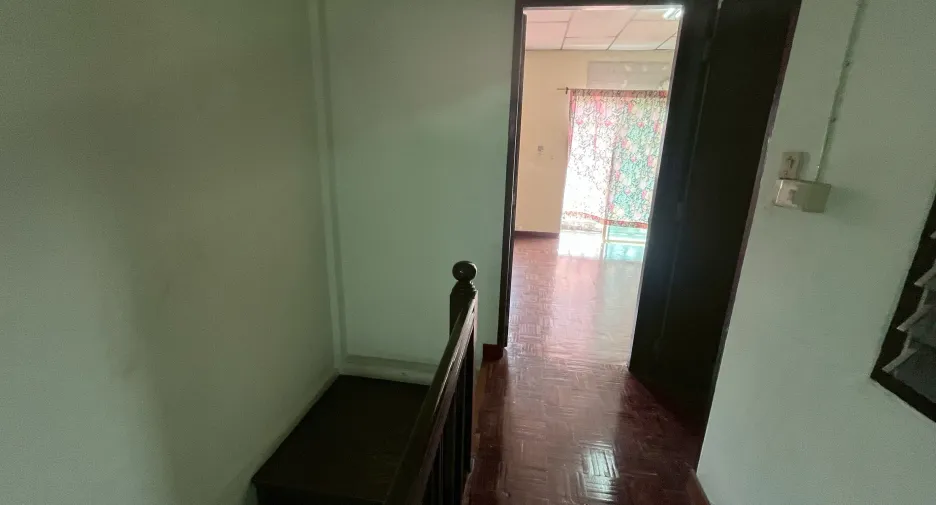 For sale 3 bedrooms townhouse in Bueng Kum, Bangkok