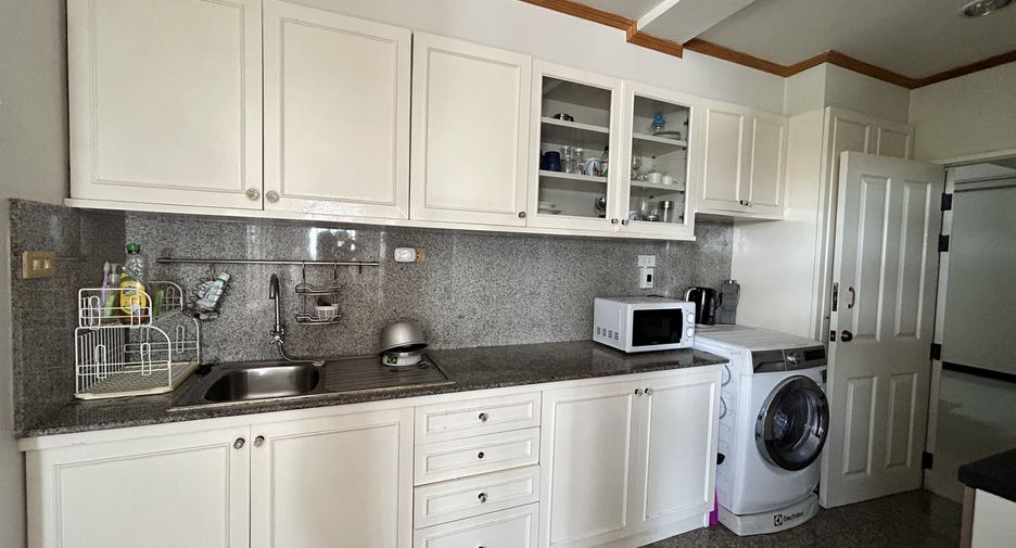 For rent 2 bedrooms condo in Hua Hin, Prachuap Khiri Khan