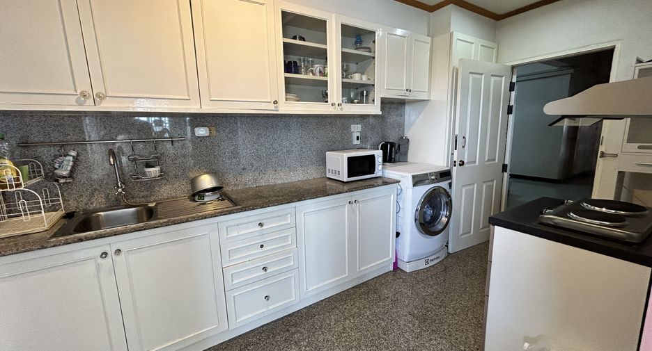 For rent 2 bedrooms condo in Hua Hin, Prachuap Khiri Khan