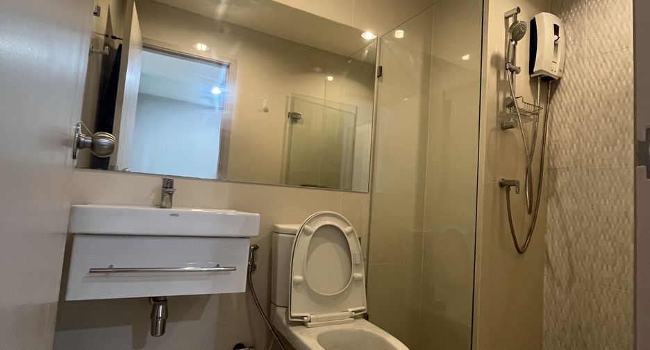 For sale and for rent 1 bed condo in Bang Phlat, Bangkok