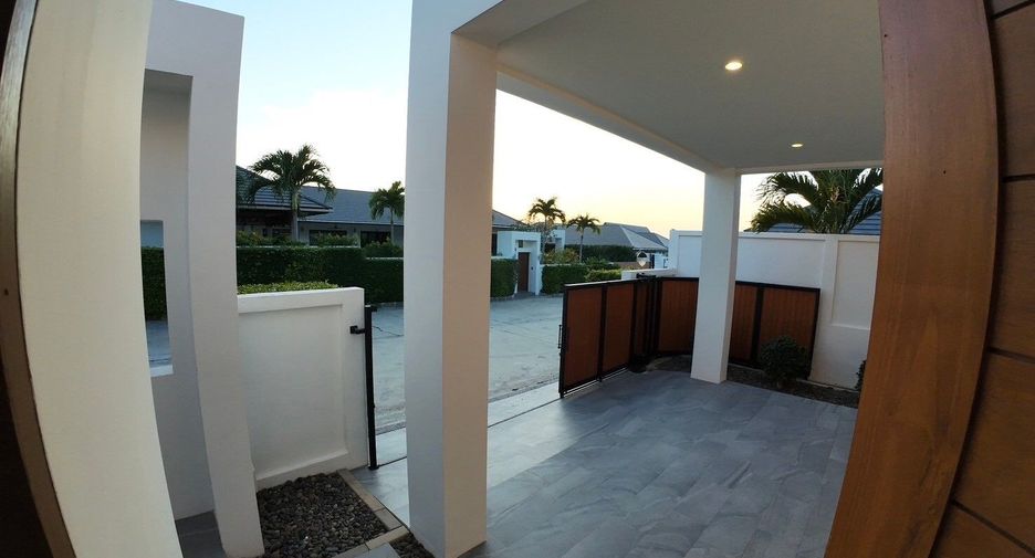 For rent 3 bedrooms villa in Hua Hin, Prachuap Khiri Khan