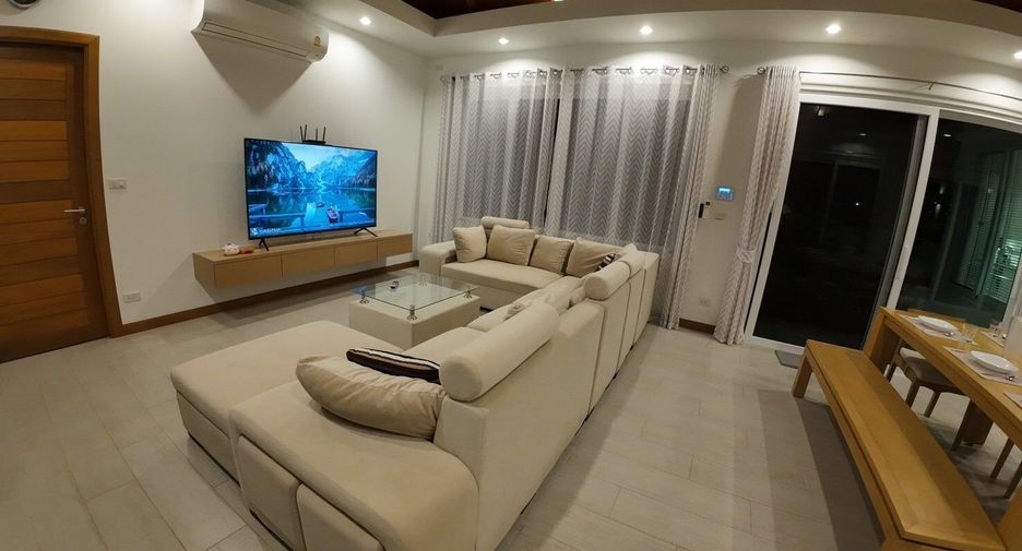 For rent 3 bedrooms villa in Hua Hin, Prachuap Khiri Khan