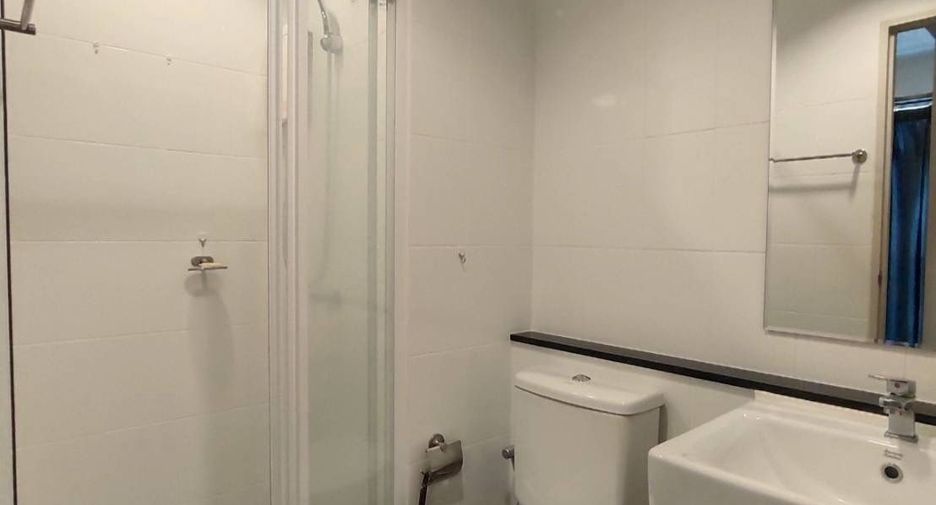 For rent studio condo in Mueang Samut Prakan, Samut Prakan