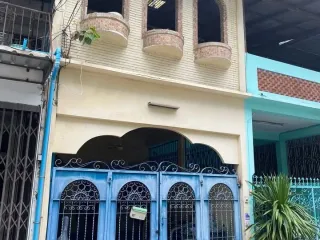 For sale 3 bedrooms house in Yan Nawa, Bangkok