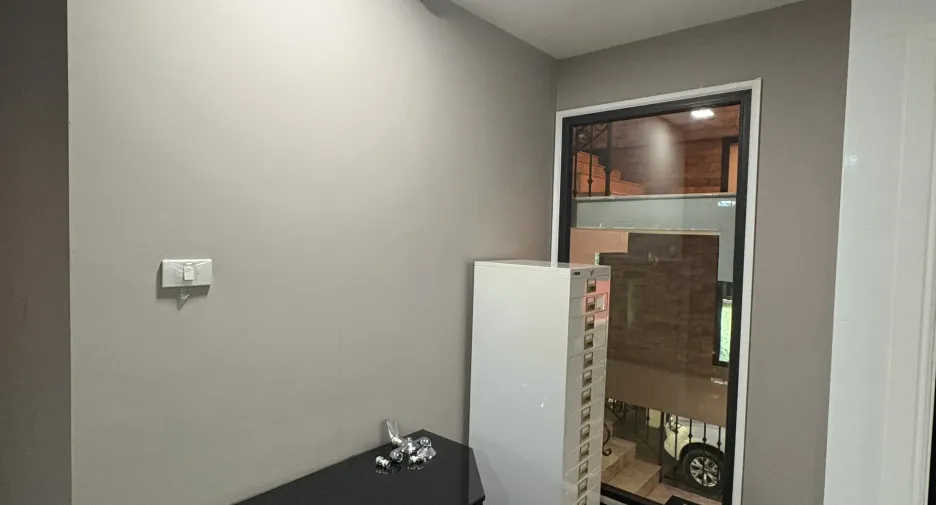 For rent 3 bedrooms retail Space in Mueang Chiang Mai, Chiang Mai