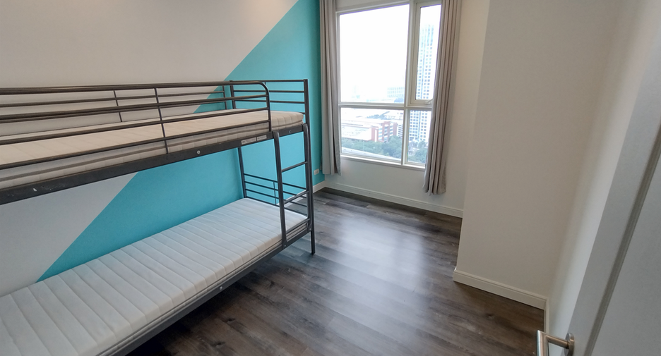 For sale 2 bedrooms condo in Khlong San, Bangkok