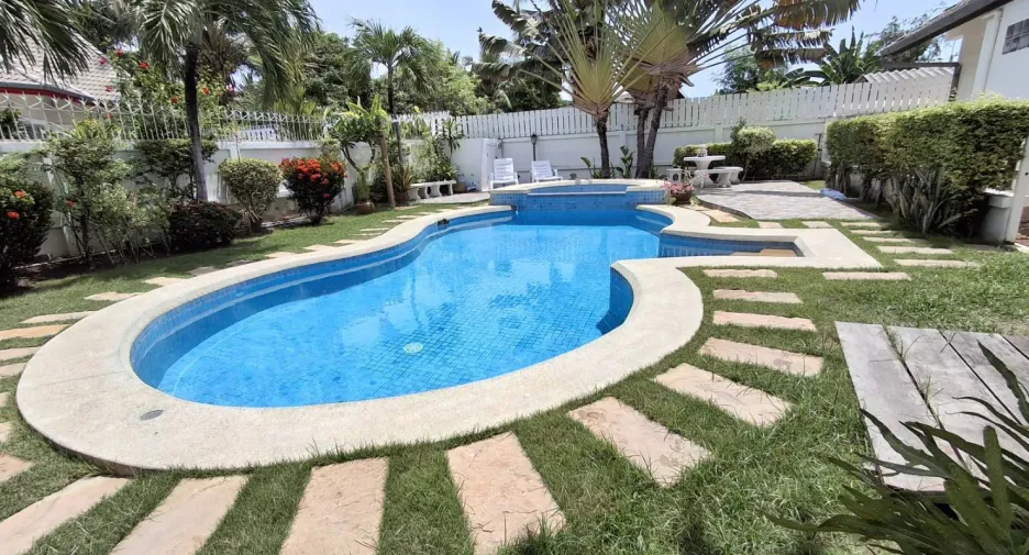 For sale and for rent 3 bedrooms house in Hua Hin, Prachuap Khiri Khan
