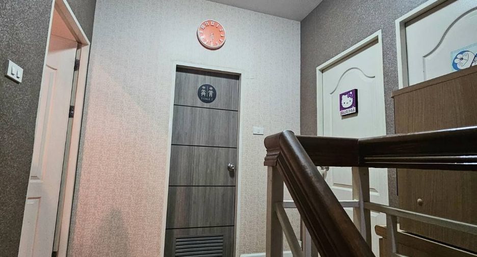 Продажа 3 спальни дом в Пхаси Чароен, Бангкок