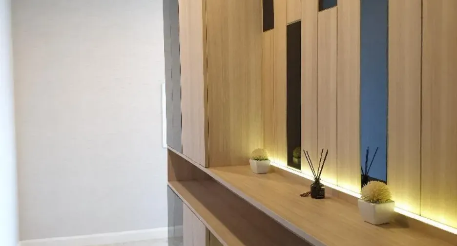 For sale 2 bedrooms condo in Khlong Toei, Bangkok