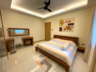 Villa en alquiler de 2 habitaciones en Bang Lamung, Chonburi