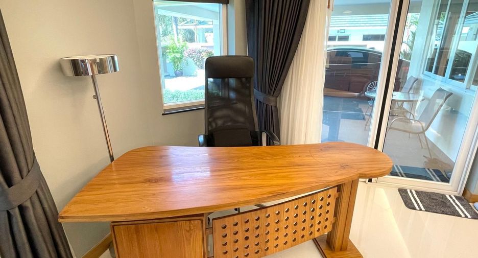 For rent 2 bedrooms villa in Bang Lamung, Chonburi