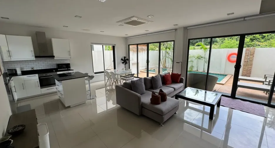 For rent 3 bedrooms villa in Ko Samui, Surat Thani
