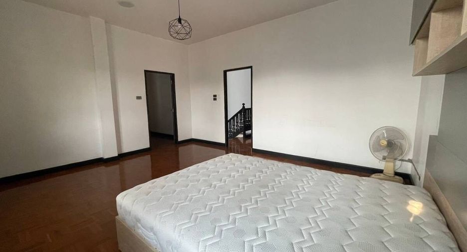 Casa en venta de 3 habitaciones en Hang Dong, Chiang Mai