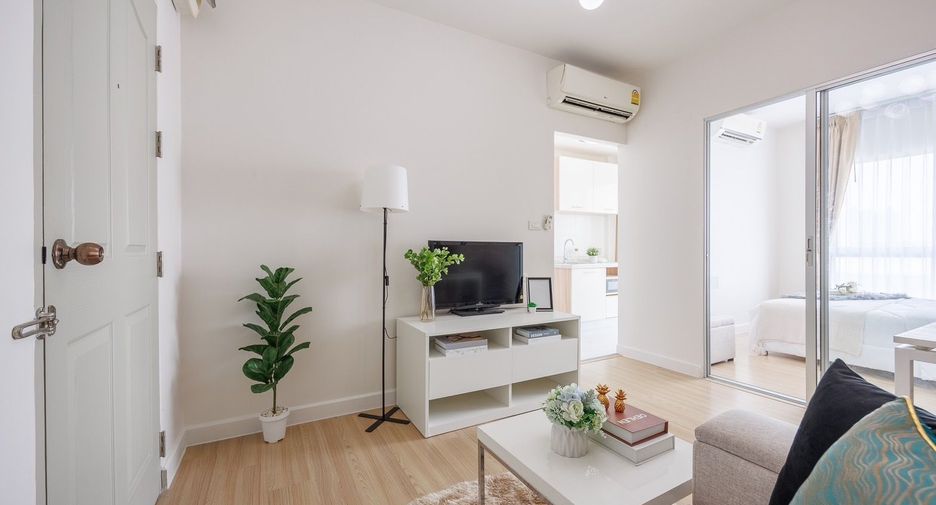 For sale 1 bed condo in Mueang Samut Prakan, Samut Prakan