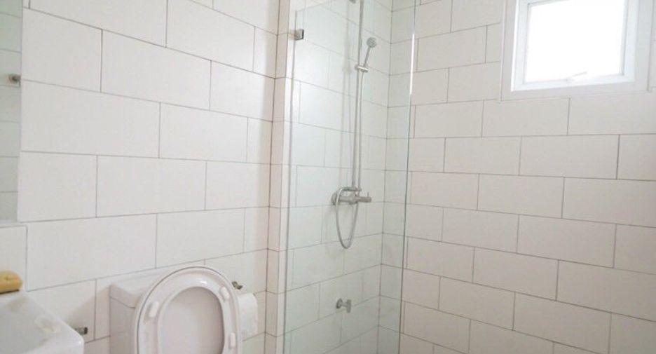 For rent 3 bedrooms townhouse in Mueang Chiang Mai, Chiang Mai