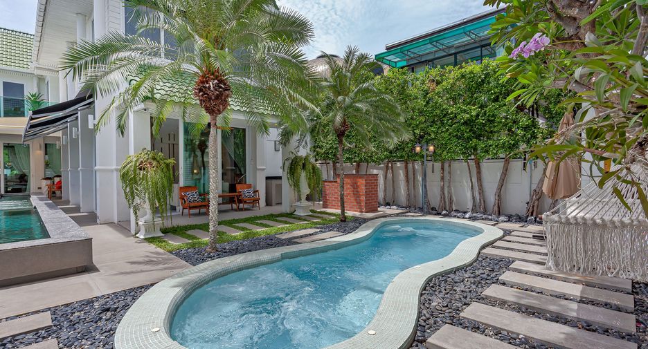 For rent 5 bedrooms villa in Bang Lamung, Chonburi