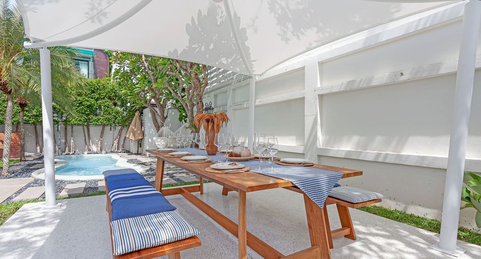 For rent 5 bedrooms villa in Bang Lamung, Chonburi