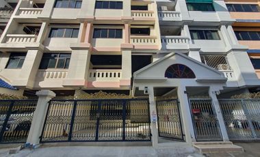 À vendre 4 chambres maison à Chatuchak, Bangkok