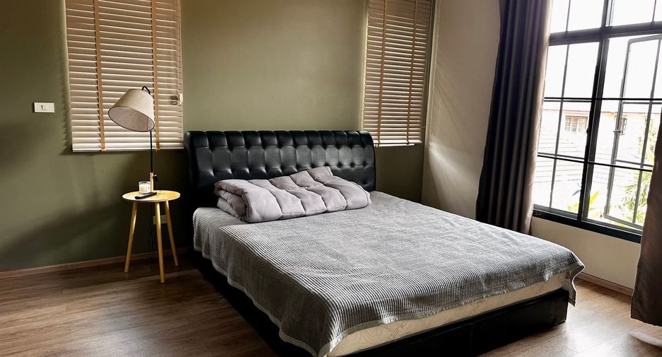 Casa en alquiler de 4 habitaciones en Mae Rim, Chiang Mai