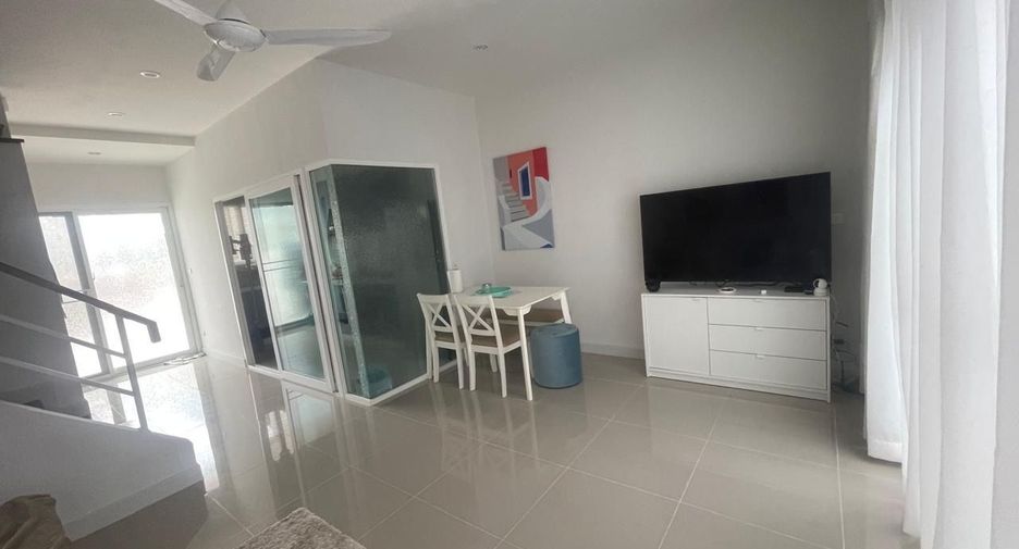 Casa adosada en alquiler de 3 habitaciones en Mueang Phuket, Phuket