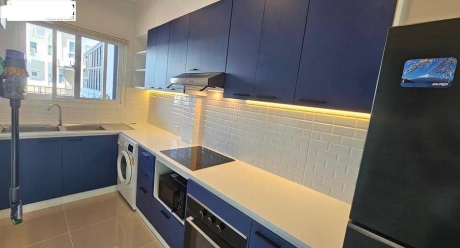 Casa adosada en alquiler de 3 habitaciones en Mueang Phuket, Phuket