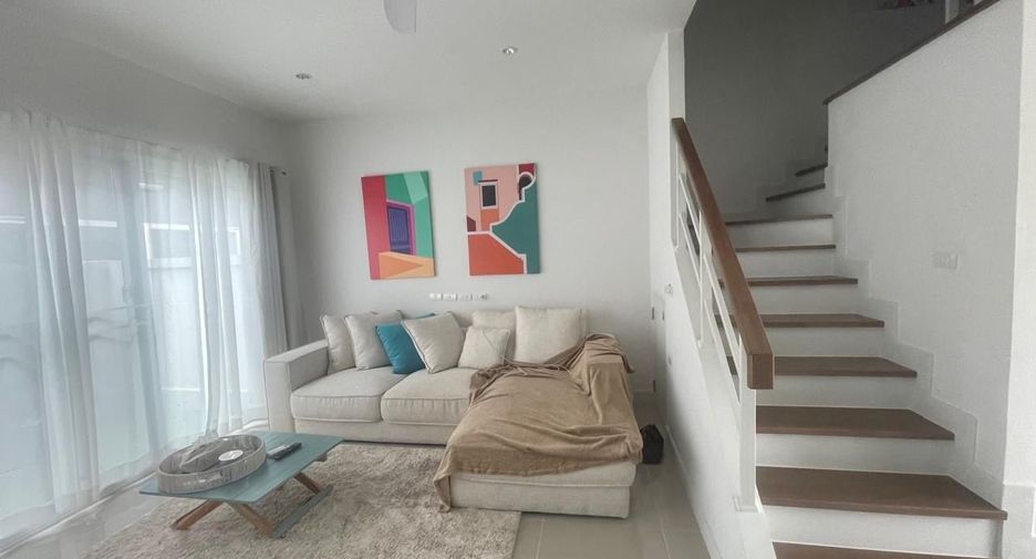 Casa adosada en alquiler de 3 habitaciones en Mueang Phuket, Phuket