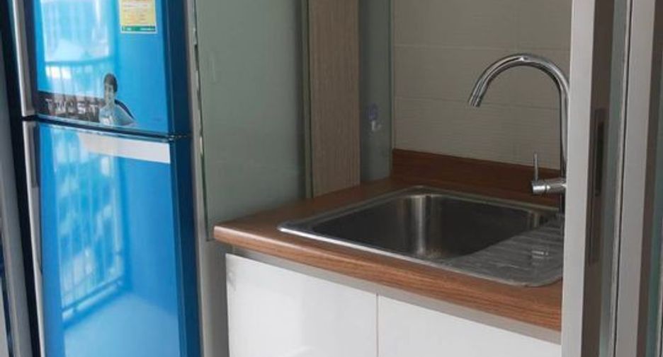 Wohnung zur Miete mit 1 Zimmer in Bang Sue, Bangkok