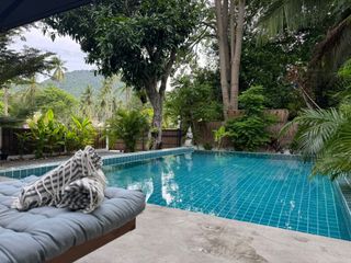À vendre 3 chambres villa à Ko Samui, Surat Thani