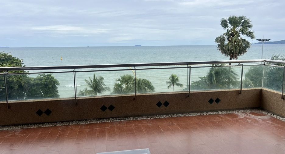 For rent 3 bedrooms condo in Bang Lamung, Chonburi