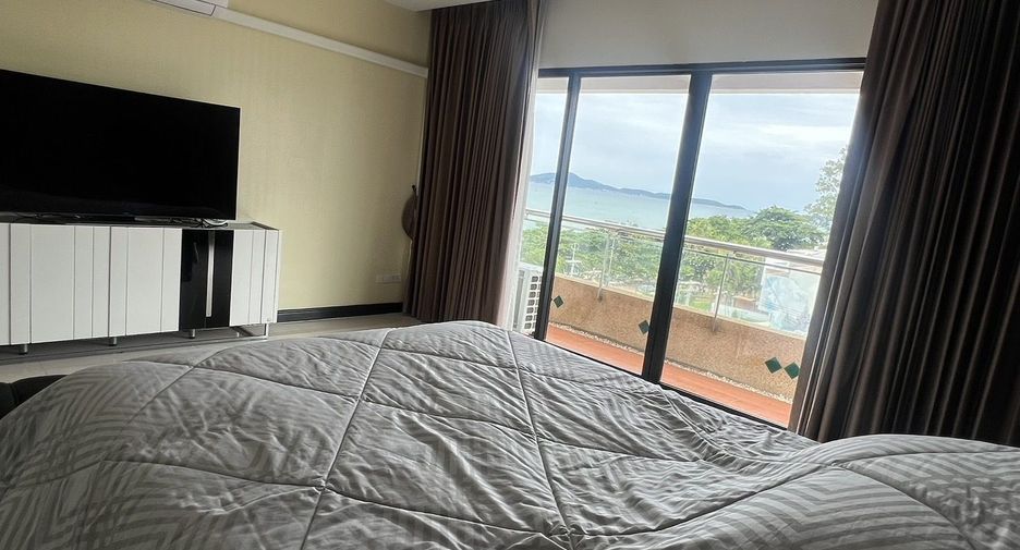 For rent 3 bedrooms condo in Bang Lamung, Chonburi
