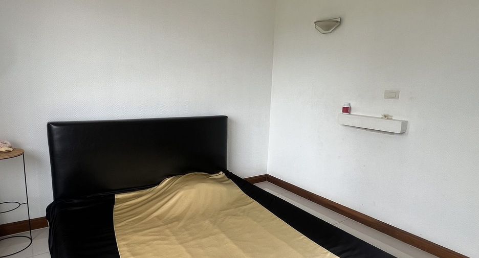Wohnung zur Miete mit 3 Zimmer in Bang Lamung, Chonburi