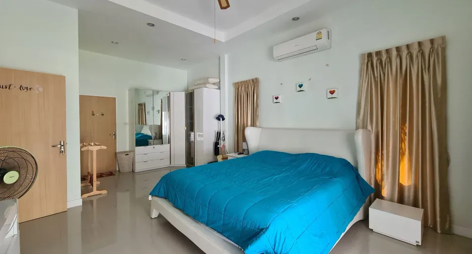 For rent 3 bedrooms villa in Hua Hin, Prachuap Khiri Khan