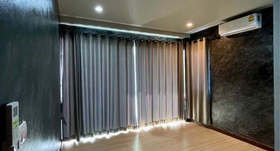 For rent 3 bedrooms house in San Sai, Chiang Mai