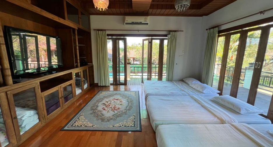 For sale and for rent 5 bedrooms villa in Mae Rim, Chiang Mai