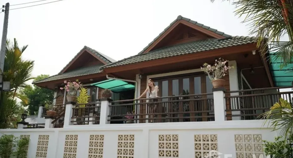 For sale and for rent 5 bedrooms villa in Mae Rim, Chiang Mai