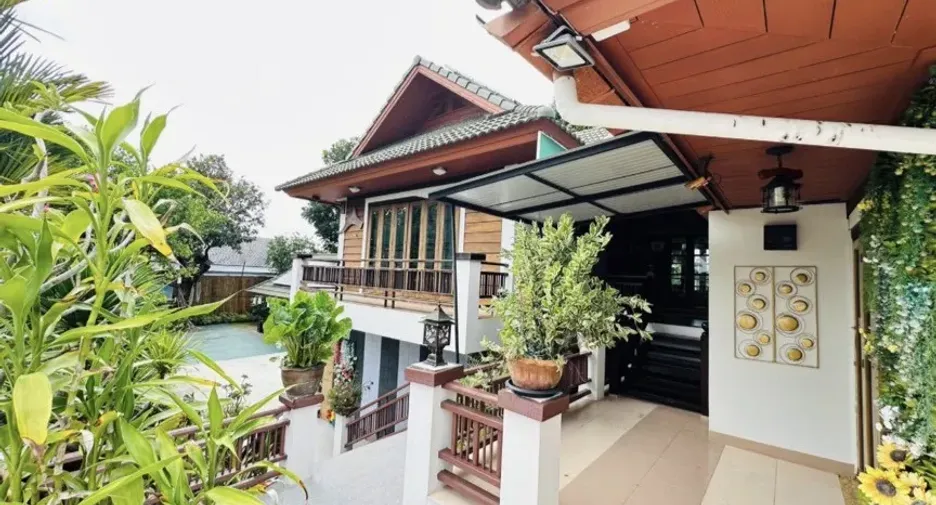 For sale and for rent 5 bedrooms villa in Mae Rim, Chiang Mai