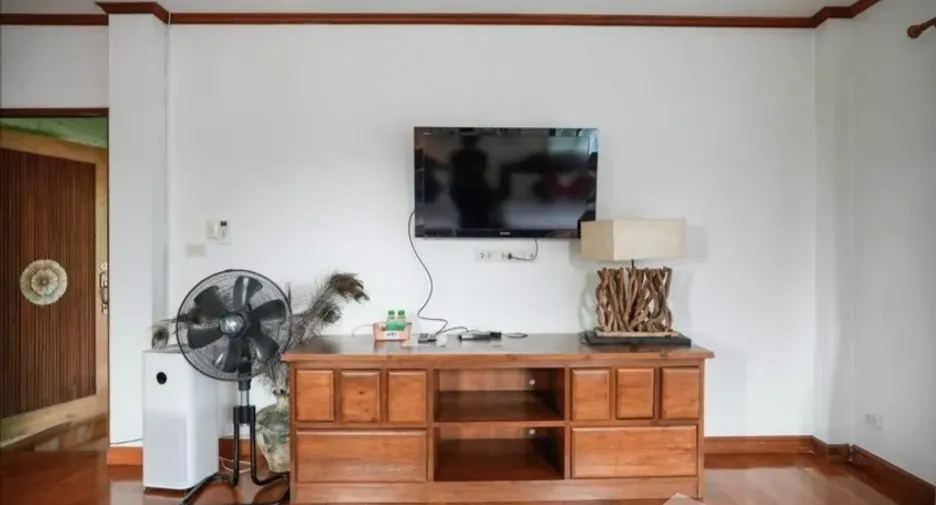 For sale and for rent 5 bedrooms villa in Mae Rim, Chiang Mai