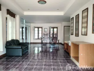 出租 4 卧室 独立屋 在 Mueang Chiang Mai, Chiang Mai