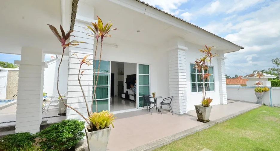 For rent 2 bedrooms villa in Hua Hin, Prachuap Khiri Khan